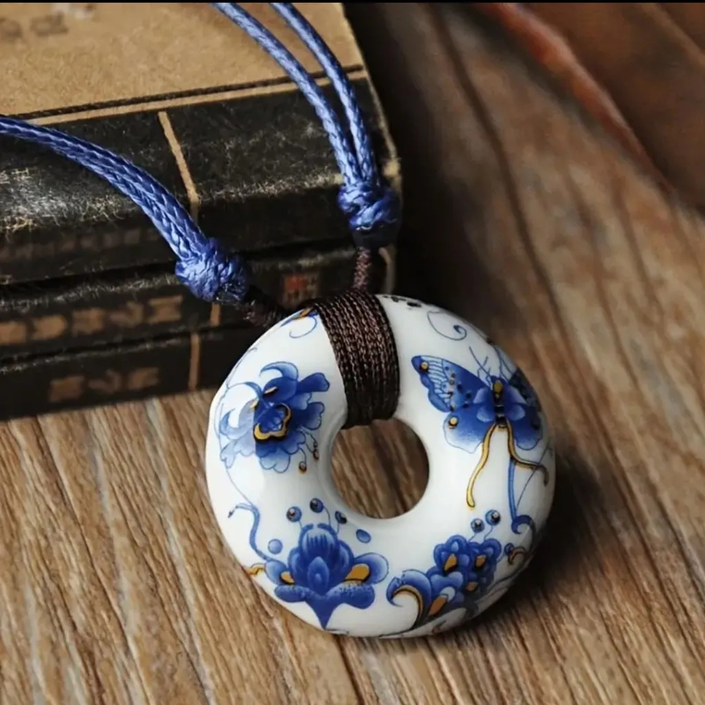 Elegant Vintage Style Blue & White Porcelain Pendant Necklace‎ Chinese Style - Image 2