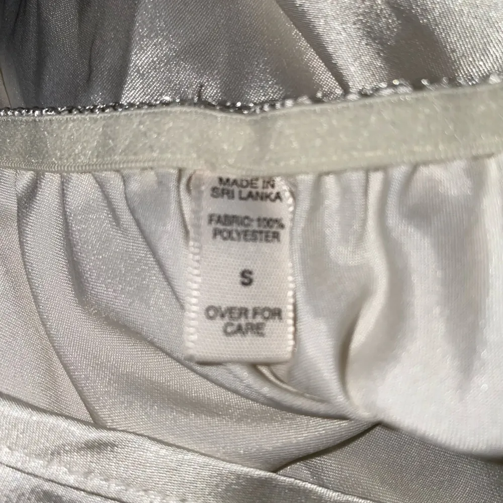 VICTORIA’S SECRET crushed velvet spaghetti strap top silky shorts vintage size S - Image 10