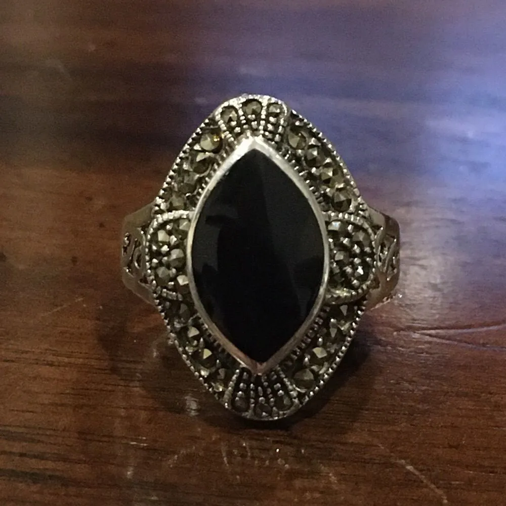 Vintage Marquise Cut Black Onyx Cabochon Sterling Silver & Marcasite Ring Sz 9.5 - Image 6