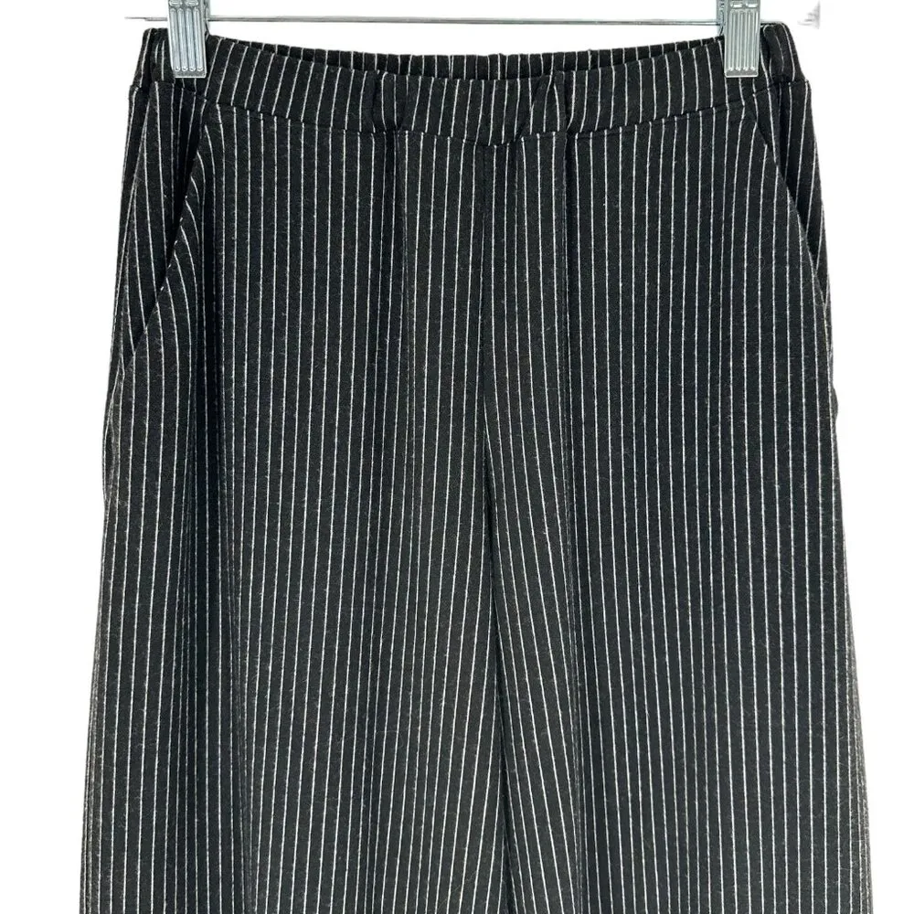 Alembika Black and White Pinstripe Cropped Wide Leg Pants Size 0 - Image 2