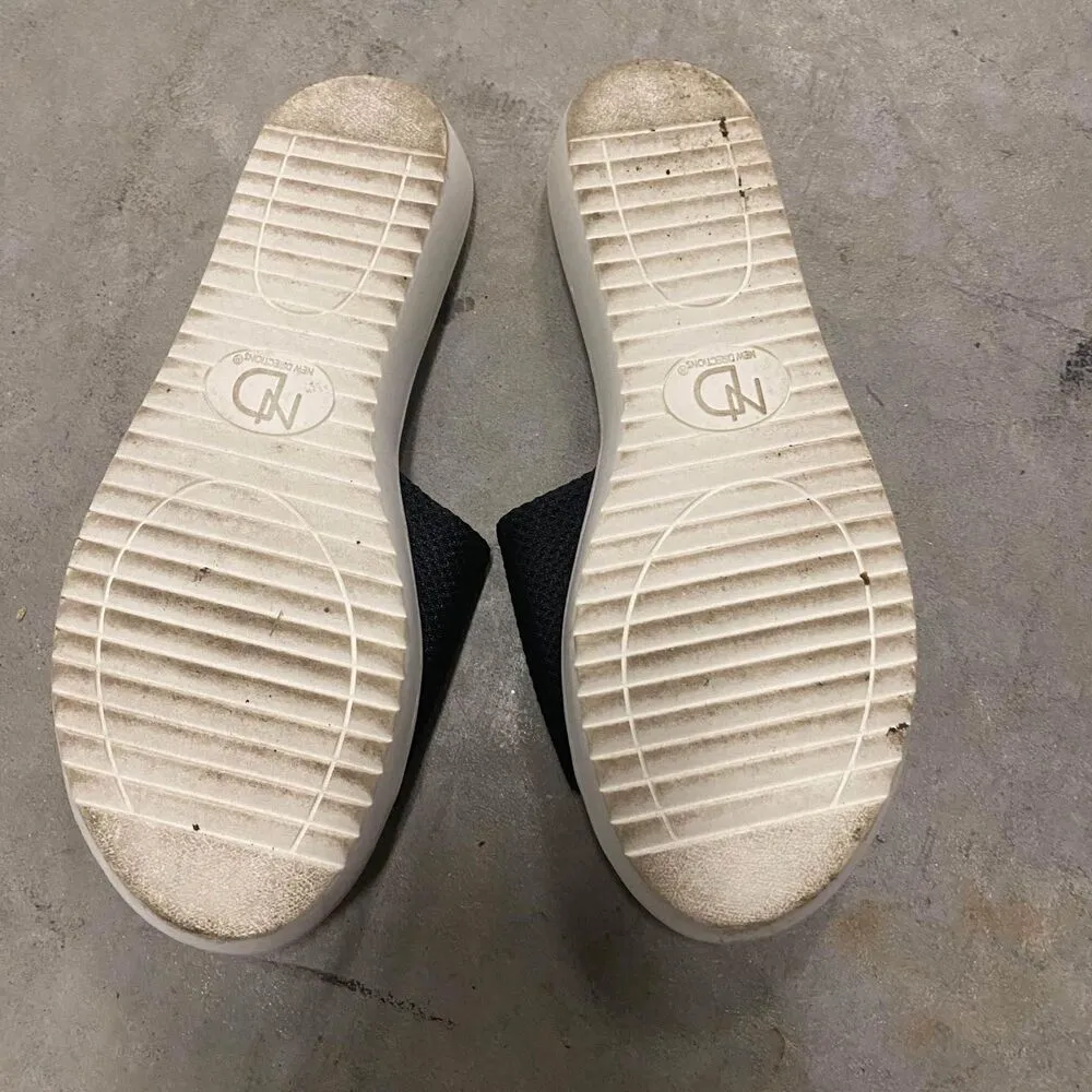 New Directions Sergia Black Slides Women's Sz 7.5 - Image 6