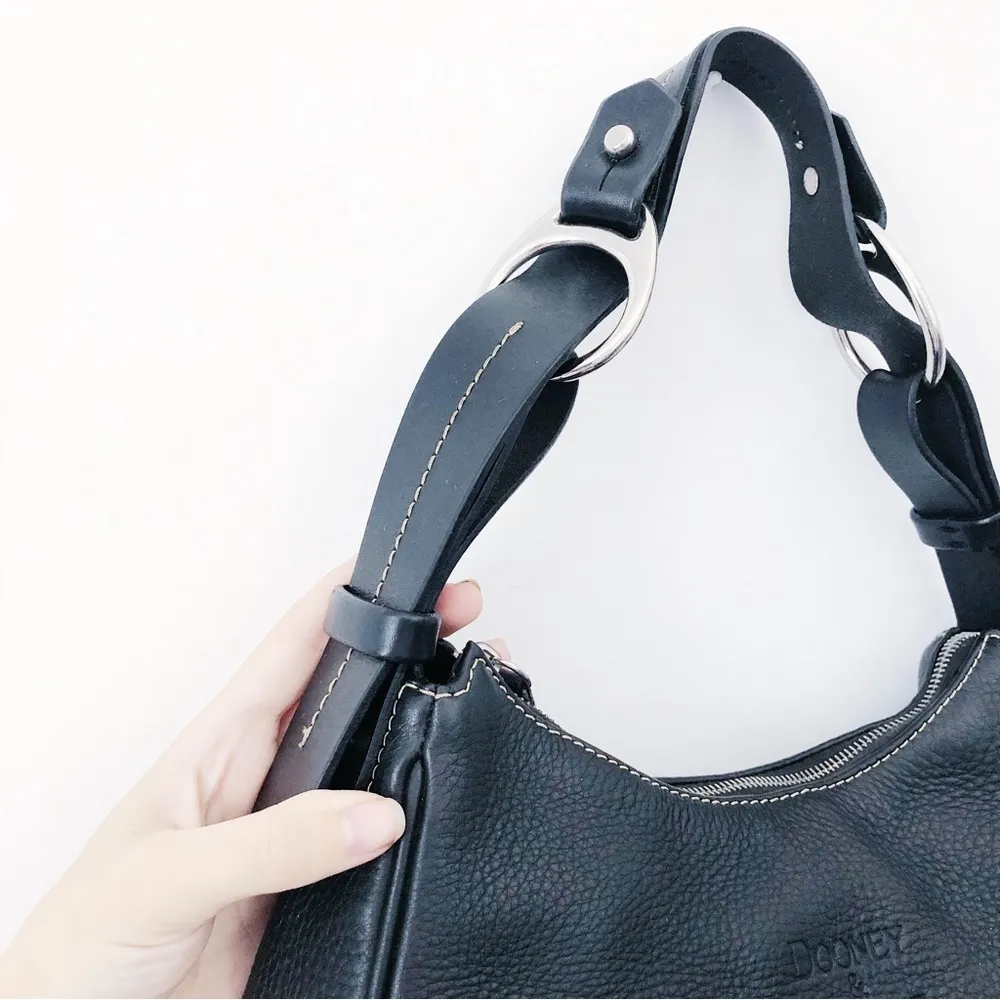 Dooney & Bourke • vintage black leather purse bag pebbled shoulder hobo - Image 4