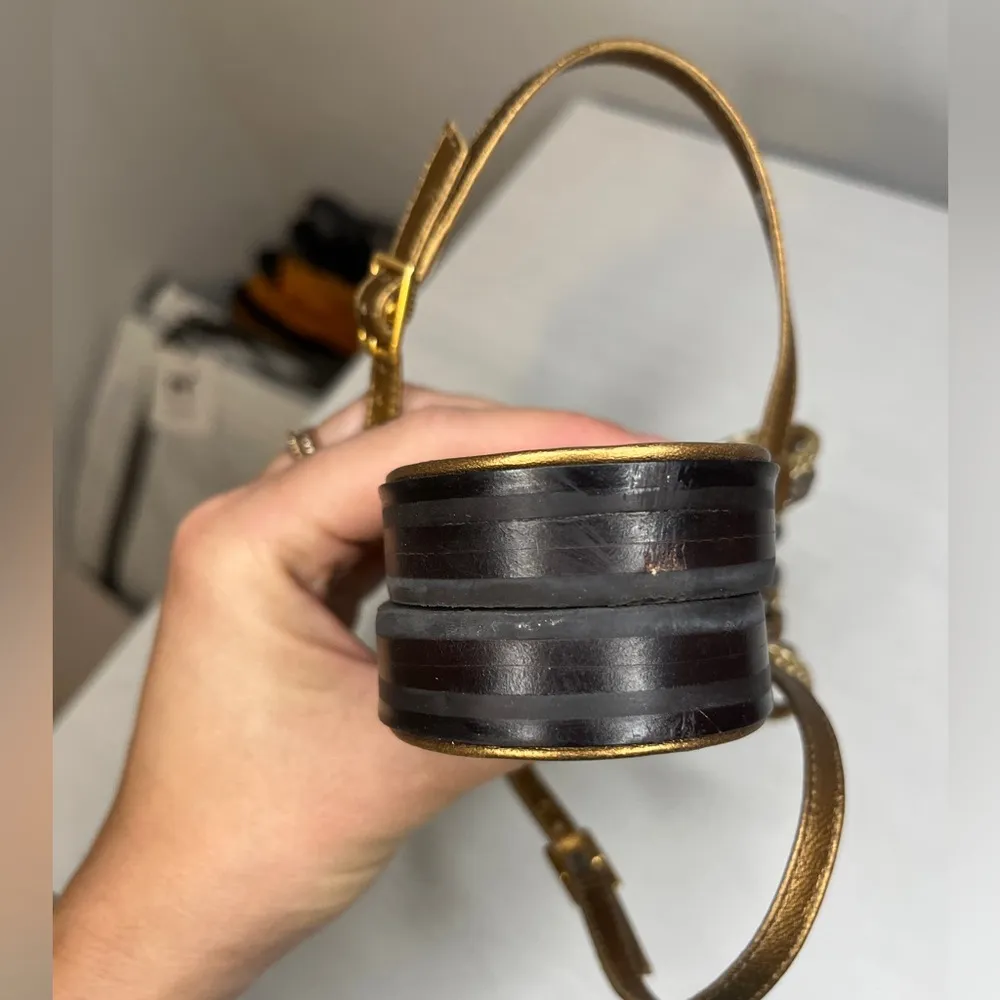 Talbots Metallic Gold Leather Braided Crisscross Straps Flat Sandal Narrow Sz 8 - Image 5