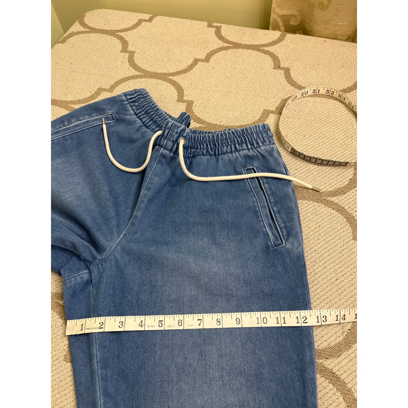 Gap high rise jogger light indigo pull on jeans, size medium, S: 716202-00 - Image 7