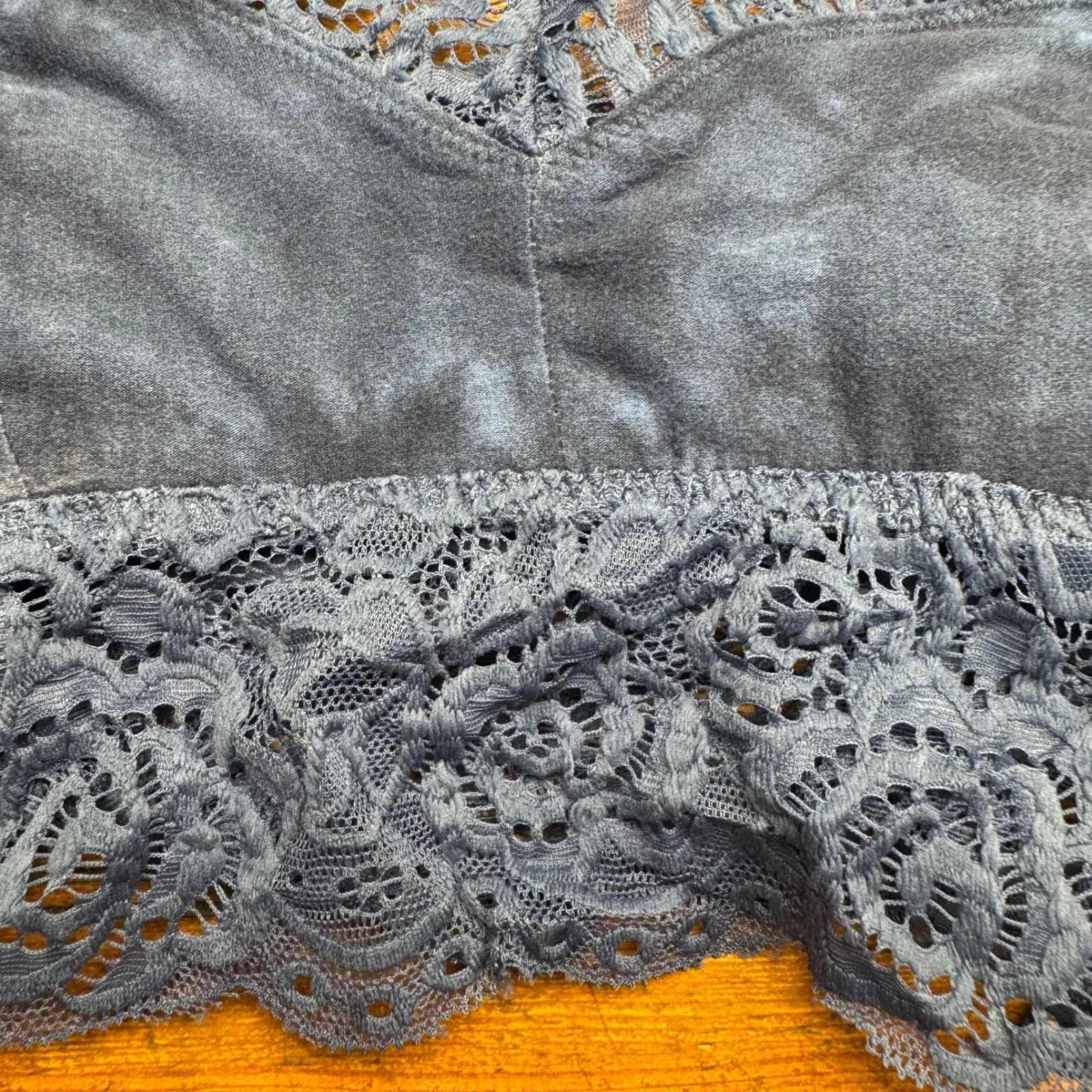 Mudd Blue Tie Dye Lace Trim Bralette Crop Top Women's Size Medium - Image 3