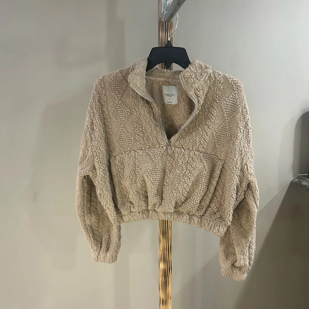 Angel Kiss Los Angeles Beige Cropped Sherpa Zip Up Jacket Women’s Size Medium - Image 2