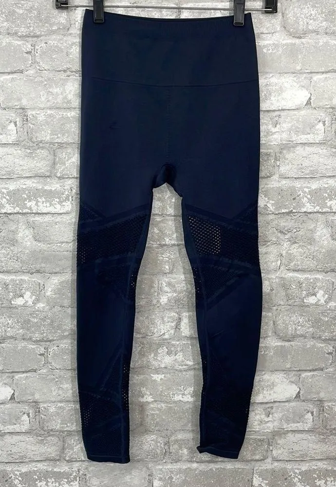 Fabletics MOSAIC HIGH-WAISTED 7/8 Leggings - Image 2