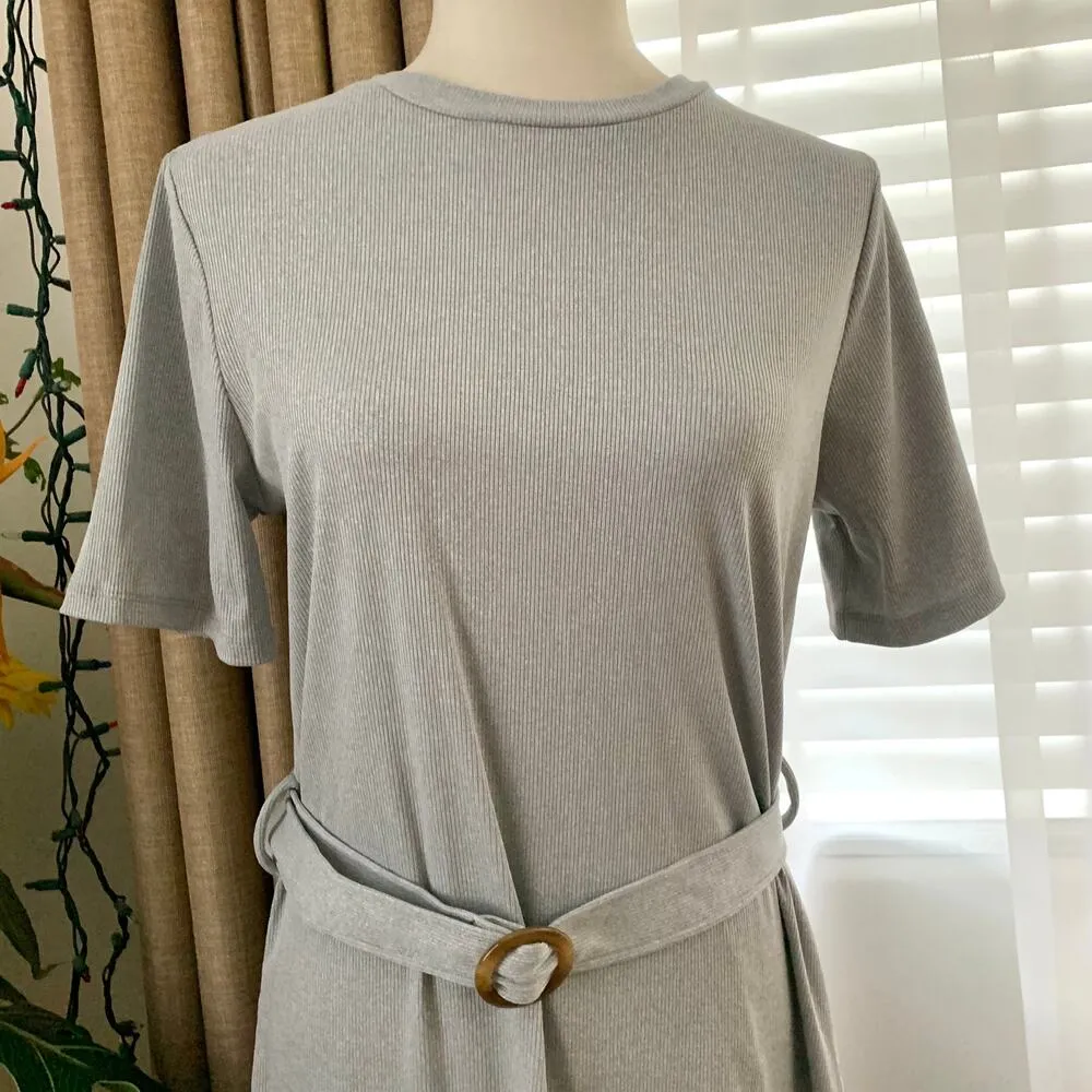 Cider Solid Belted Knitted Midi Dress in Grey - Image 8