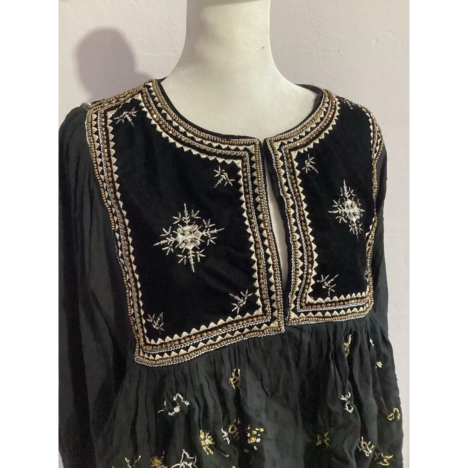 Velvet Graham Spencer Nixi Holiday Black Velvet Star Embroidered Jacket S - Image 3