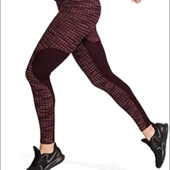 NWT Nike Pro hyperwarm leggings size 3X - Image 2