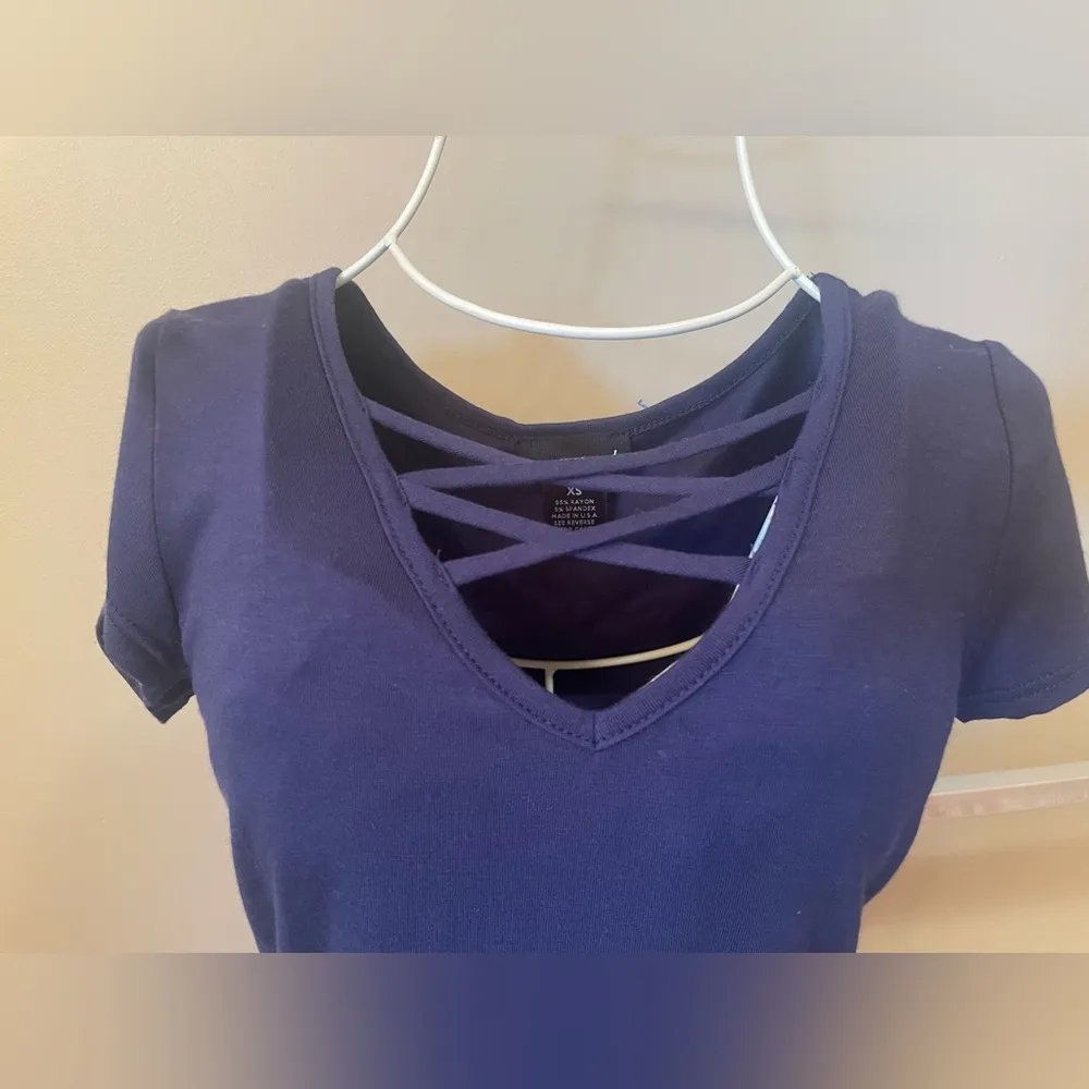 Cropped Criss Cross Front Short-Sleeve Top, Size XS, Navy Blue - Image 2