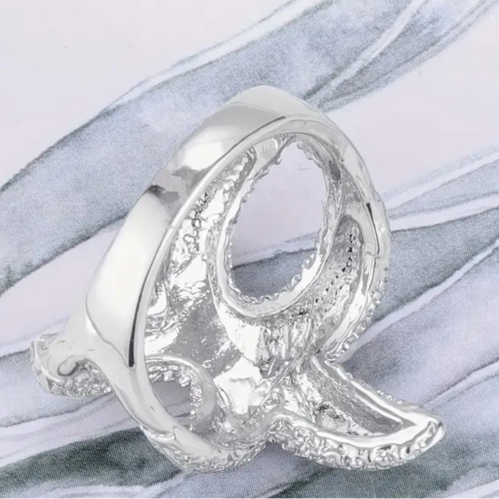 💫💫💫BOGOHO 💫💫💫Starfish Ring Size 6 - Image 3
