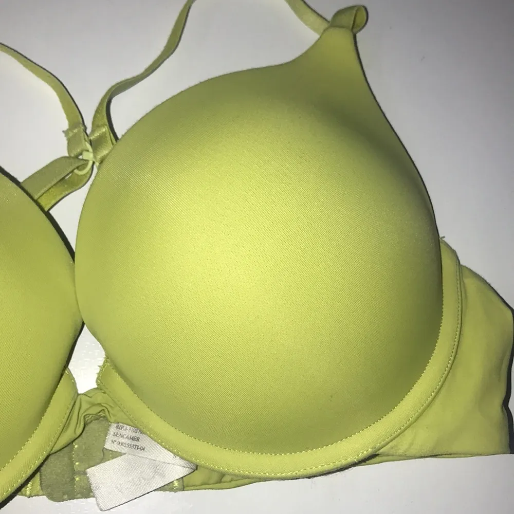 Lucy padded pushup style bra 34C Size undefined - Image 2