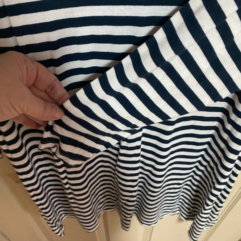 Striped Navy and White Women's Tunic Blue Size 16 - Image 6