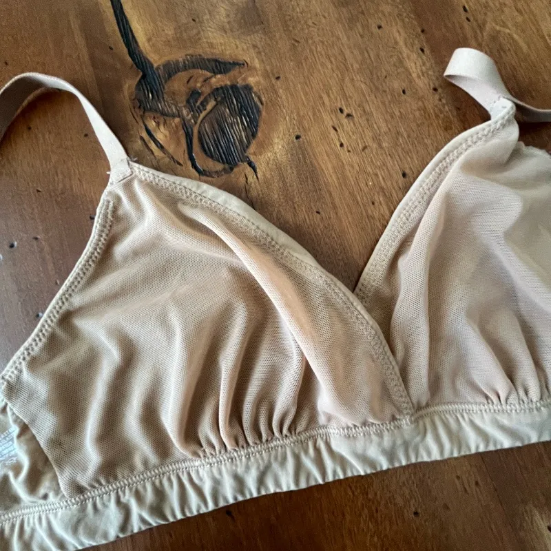 SKIMS  Sand Brown Soft Shell Bra - Image 4