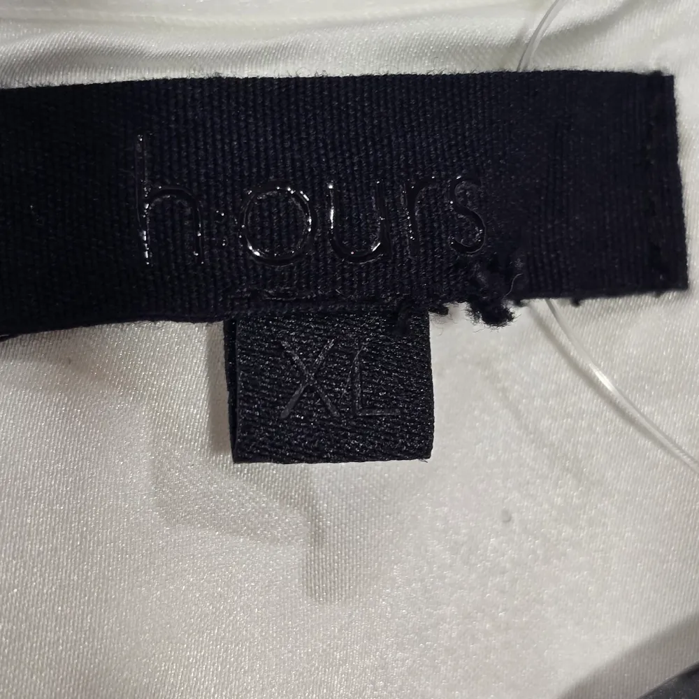 h:ours Tabitha Bodysuit in White - Image 8