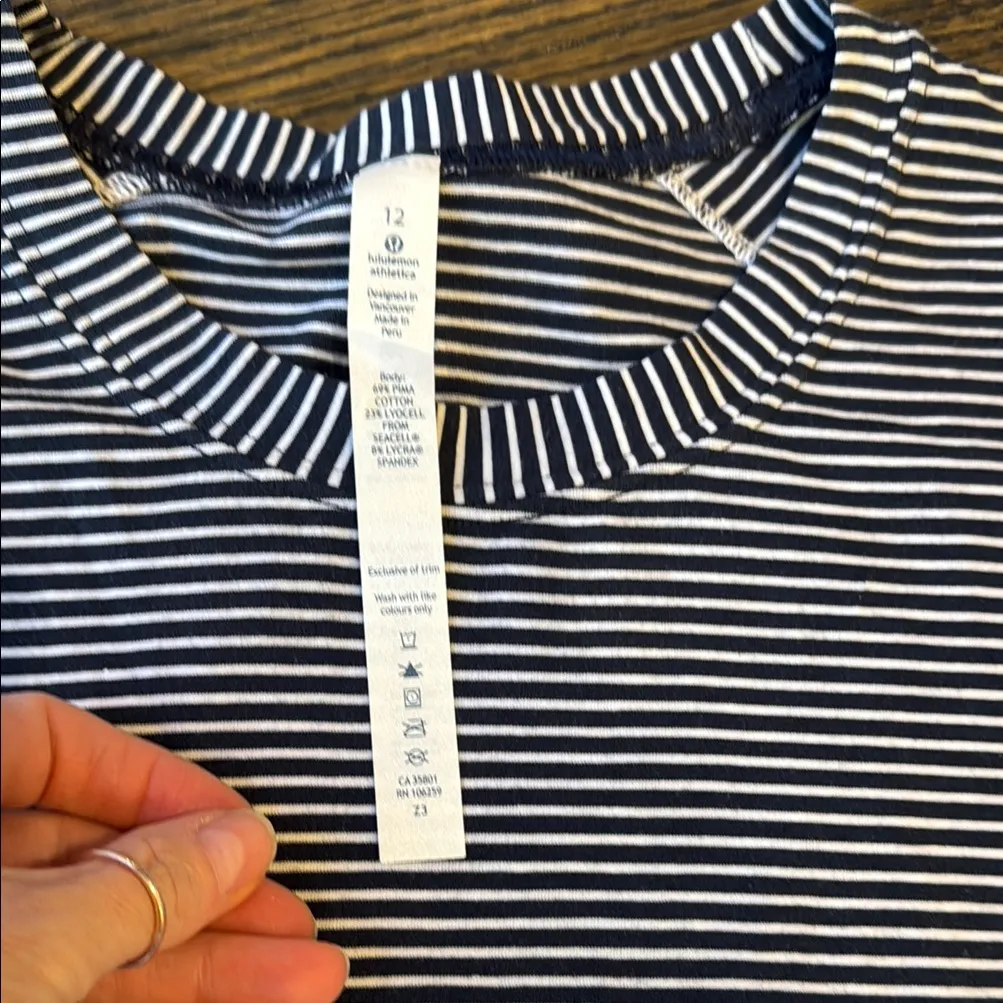 Lululemon All Yours Crop Tee size 12 like new Blue & White stripe - Image 3