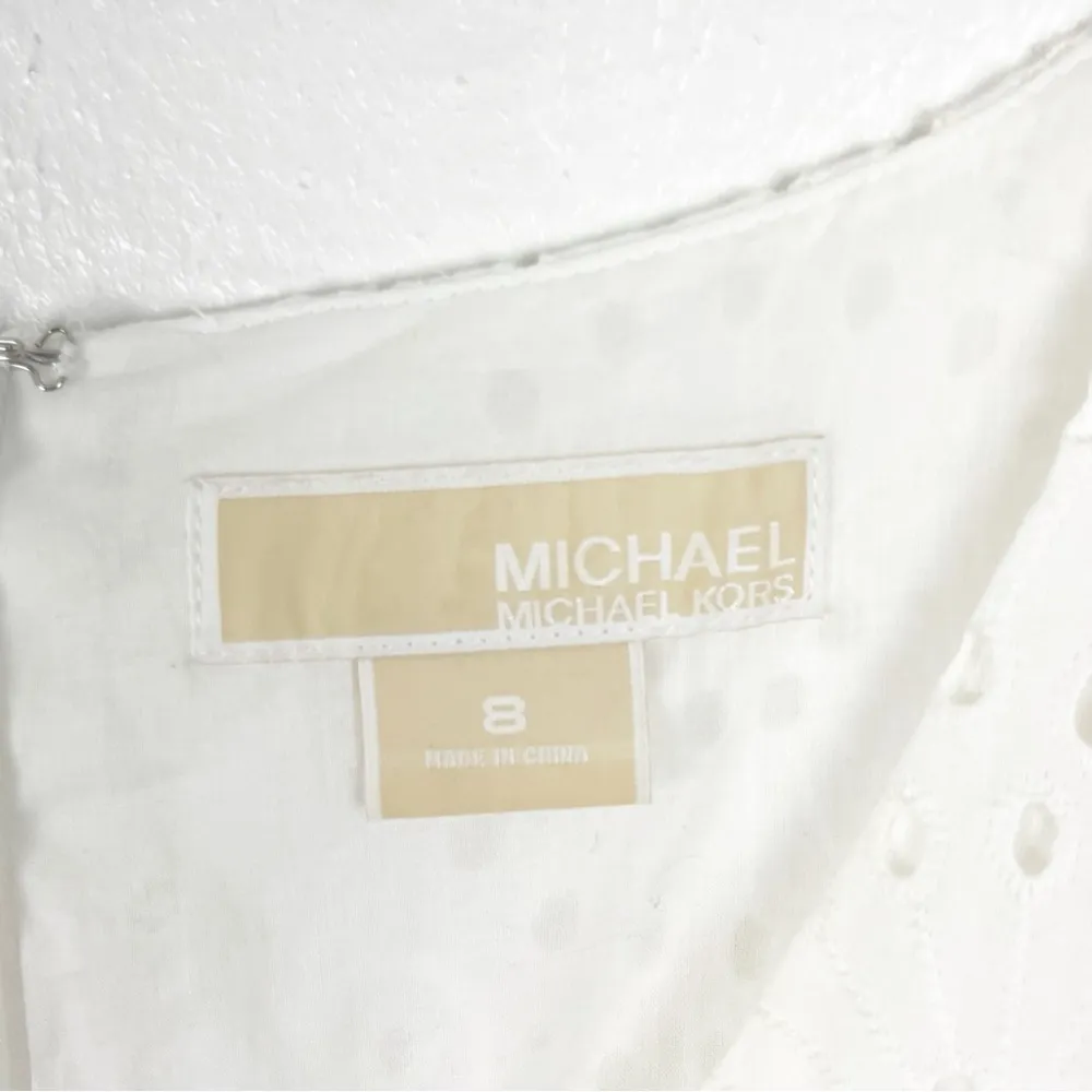 MICHAEL KORS White Eyelet V-Neck Flat Pockets Lined Sleeveless, Dress Size 8 - Image 3