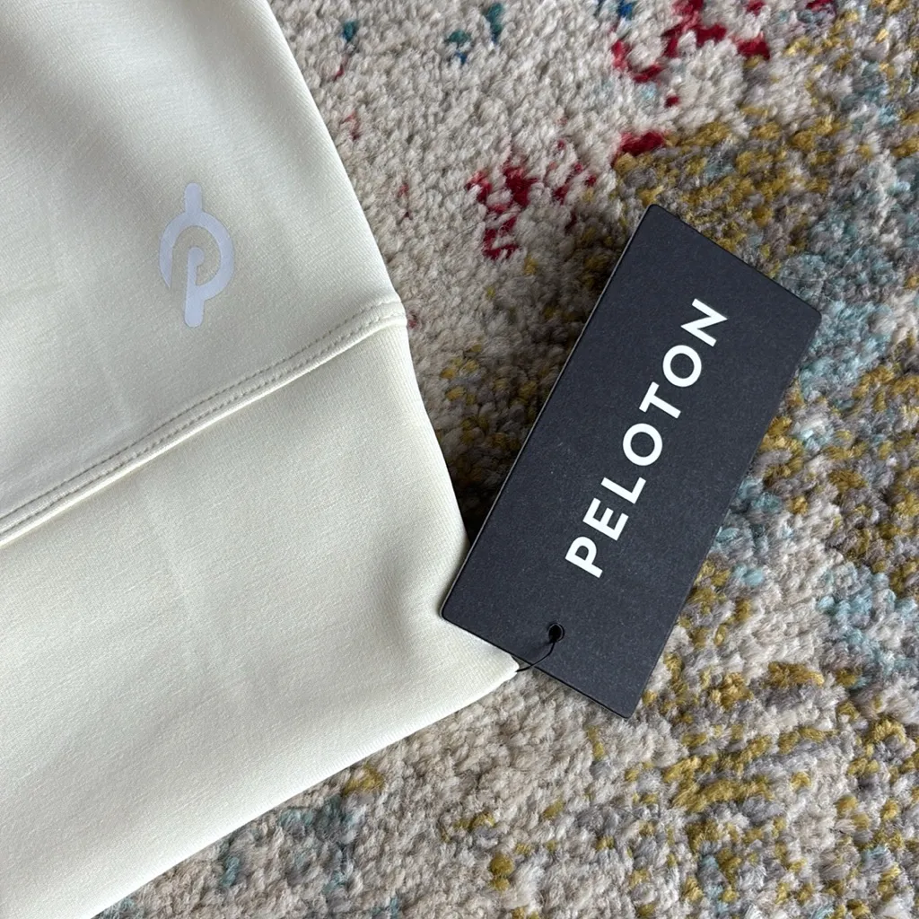 Lululemon X Peloton Perfectly Oversized Crop Crewneck Sweatshirt - Image 2