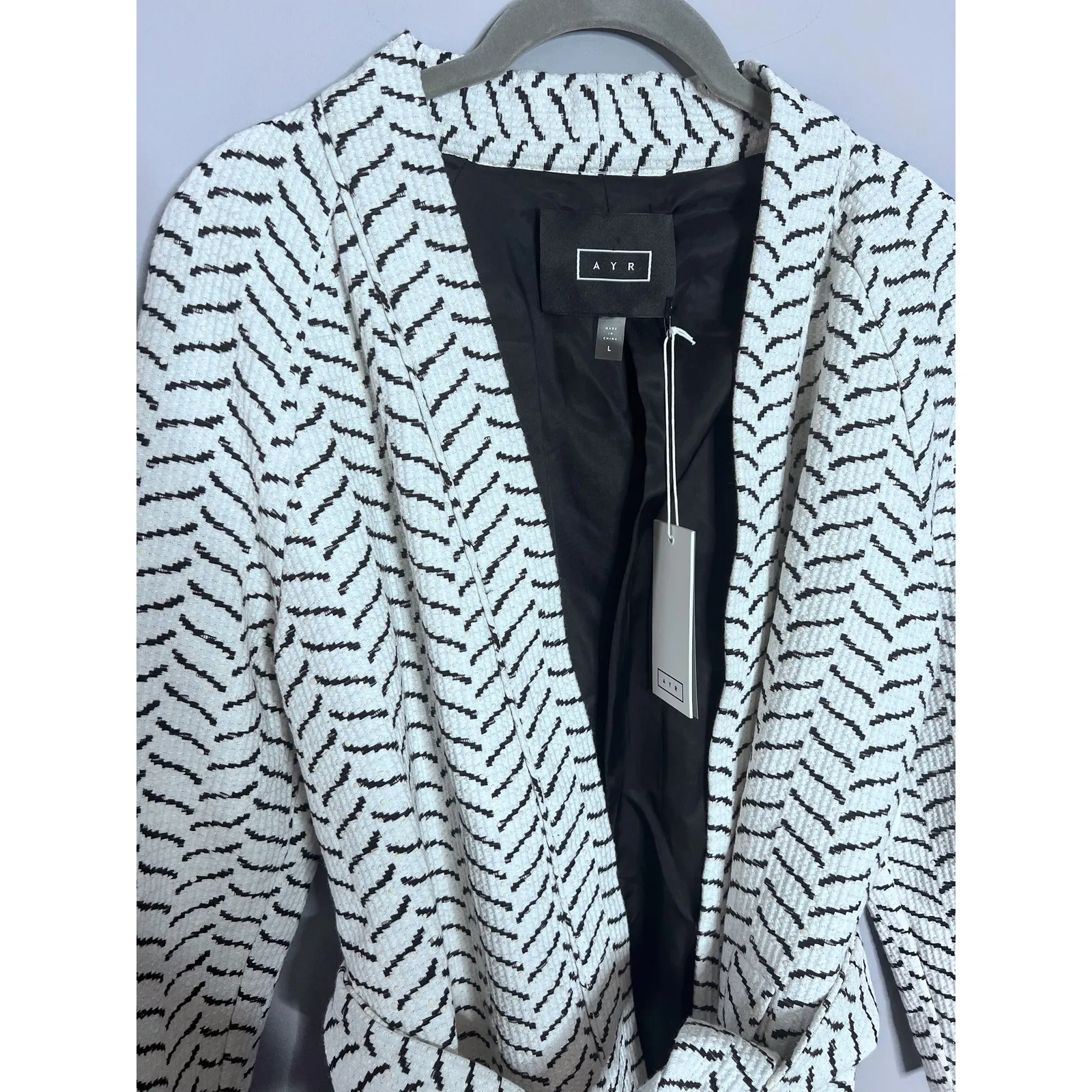 AYR  White Seagull Herringbone Pattern Belted Blazer Jacket Size L - Image 4