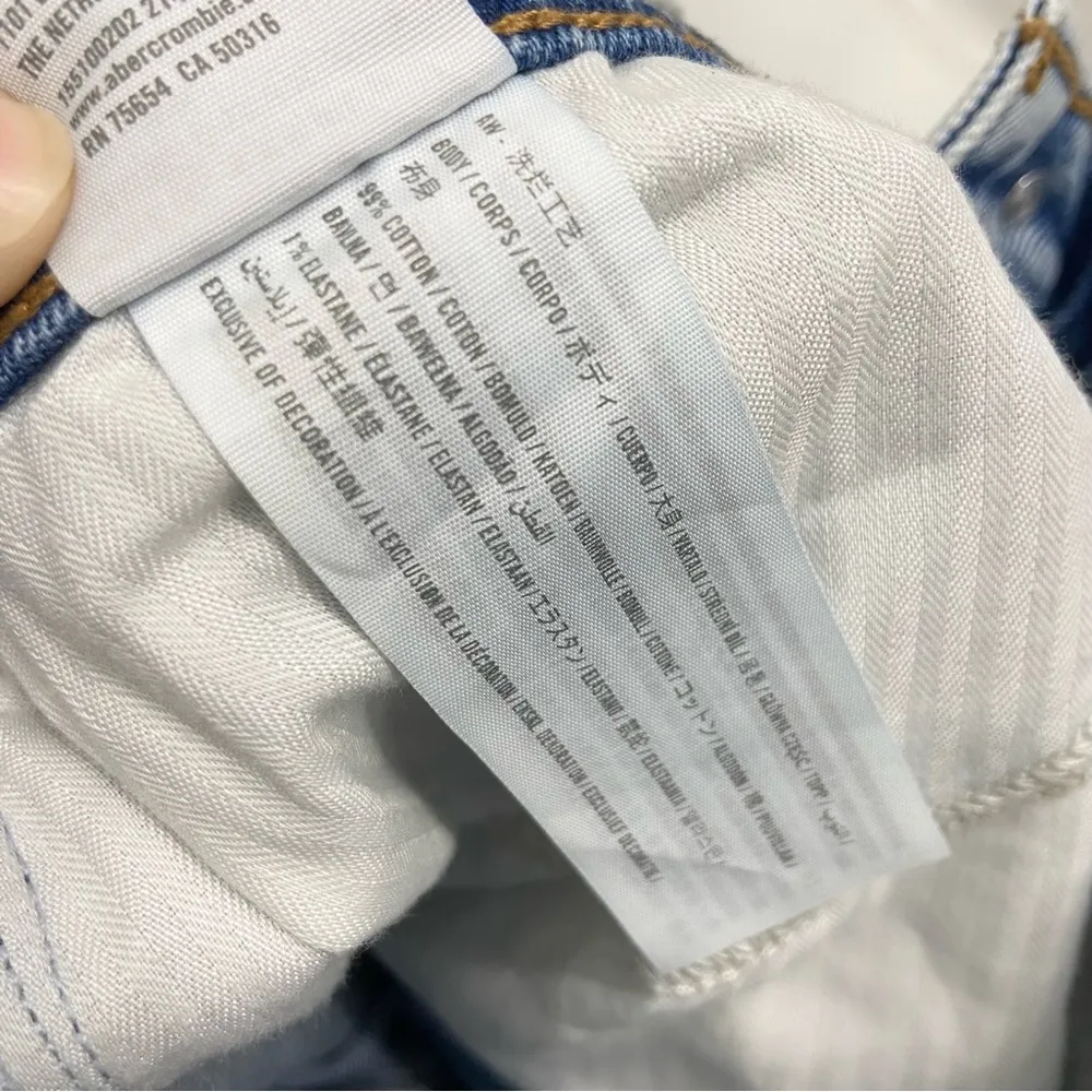 Abercrombie & Fitch Jeans Women’s 26 Boyfriend Acid Wash Denim Distressed - Image 9