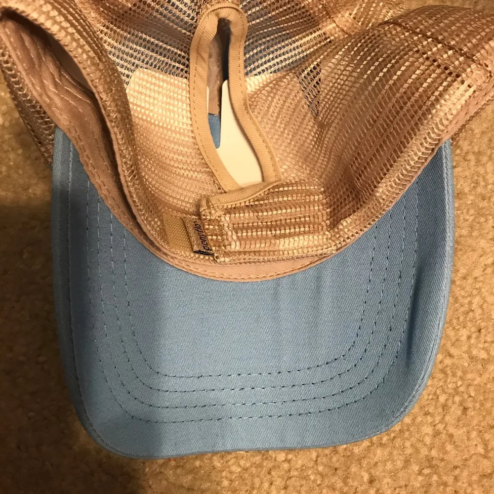Women’s light blue ponytail baseball hat - Image 2