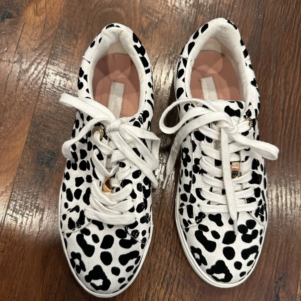 Topshop Black and White Leopard Print Sneakers - Image 4