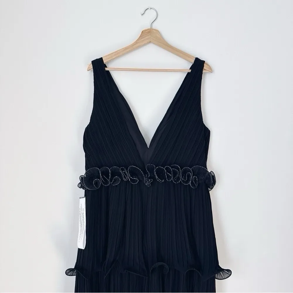 NEW Mac Duggal Woman's Pleated Ruffle Tiered Plunge Back Detail Deep V-Neck Maxi - Image 4