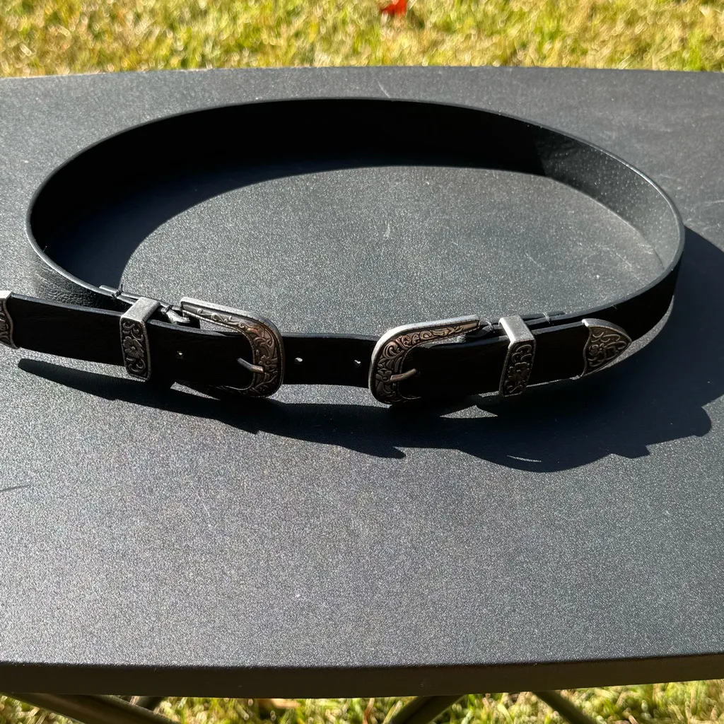 BKE Double Buckle Western Belt Size Small - Image 2