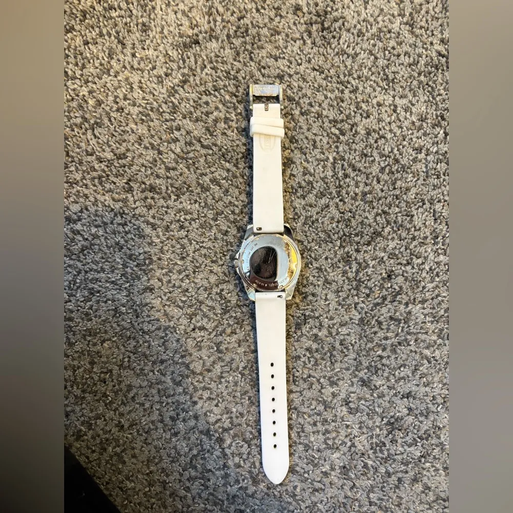 Fossil Silicon Band Watch - Image 3