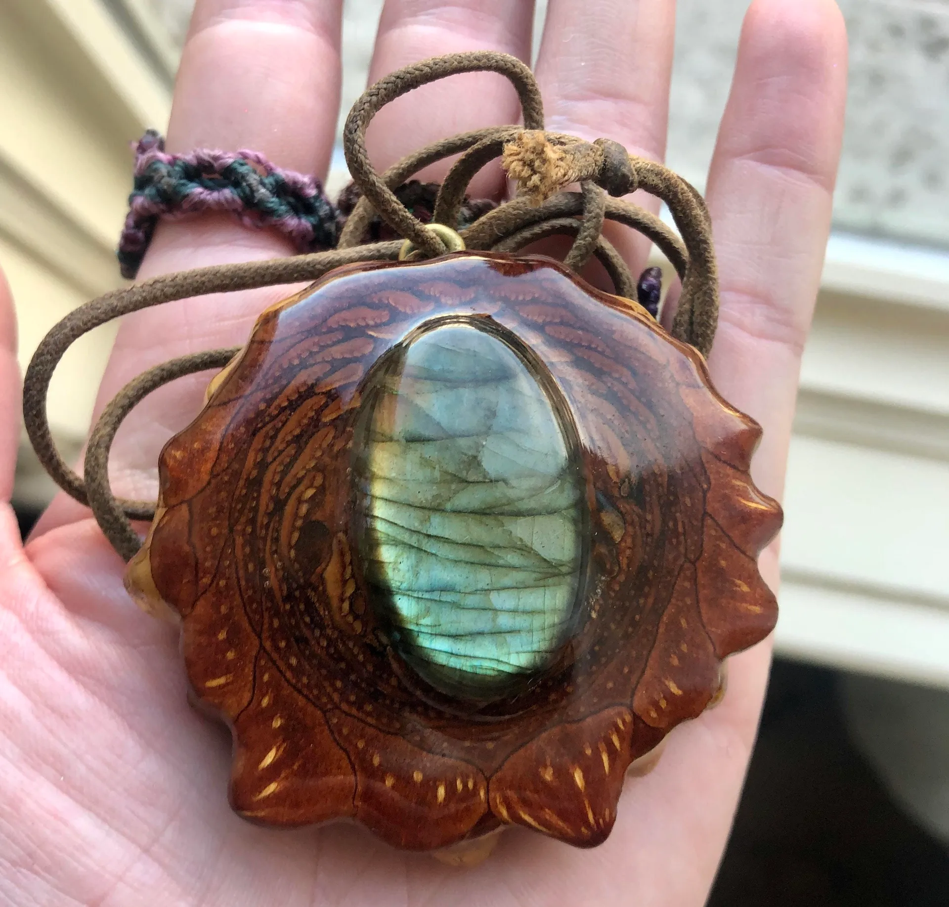 Third Eye Pinecone Pendent - Image 2