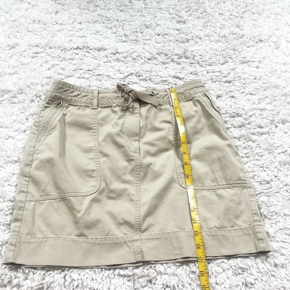 Banana Republic Khaki Tan Mid Rise Mini Skirt Casual Neutral Size 6 Pockets - Image 2