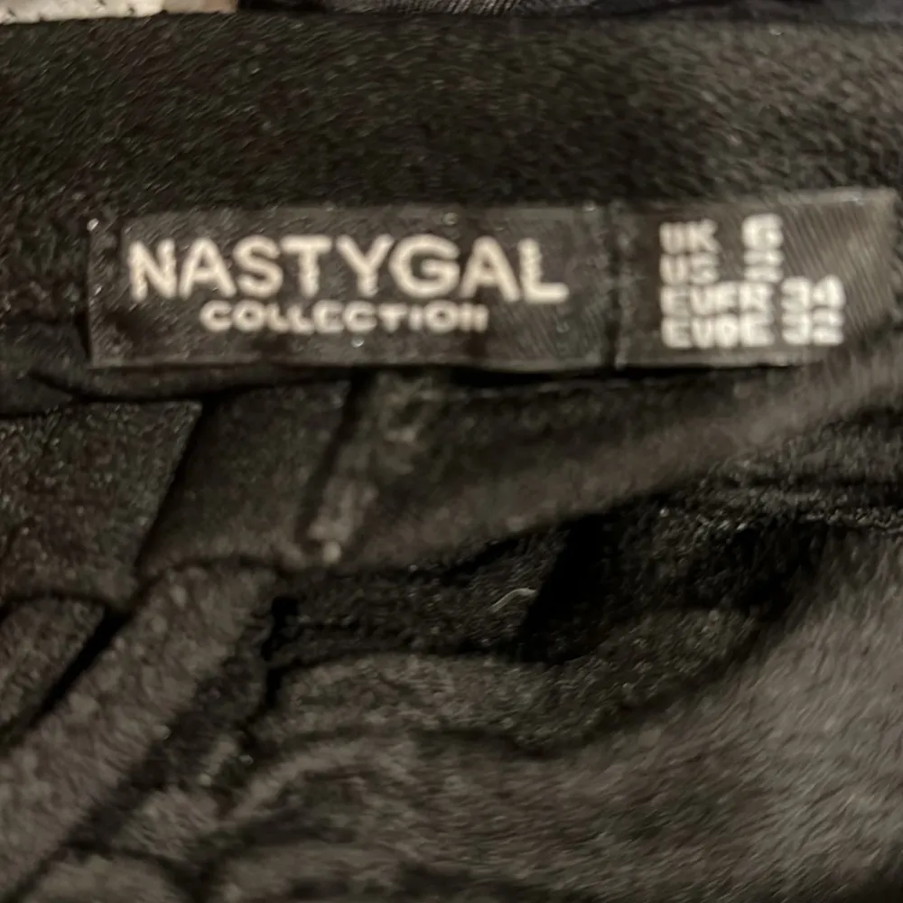 𝅺Nasty Gal Black Tube Top Woman’s Size 2 Shirt - Image 4