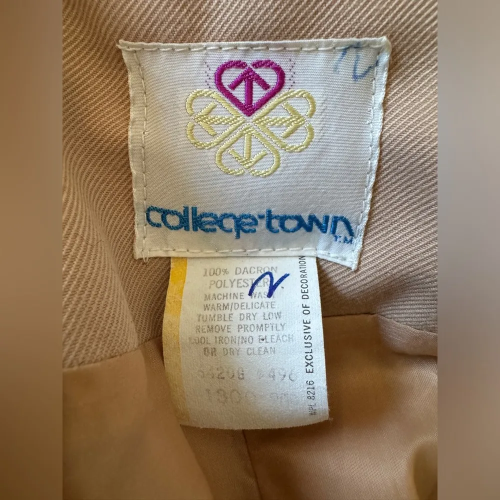 Vintage ‘80s College Town Light Tan Blazer - Image 8