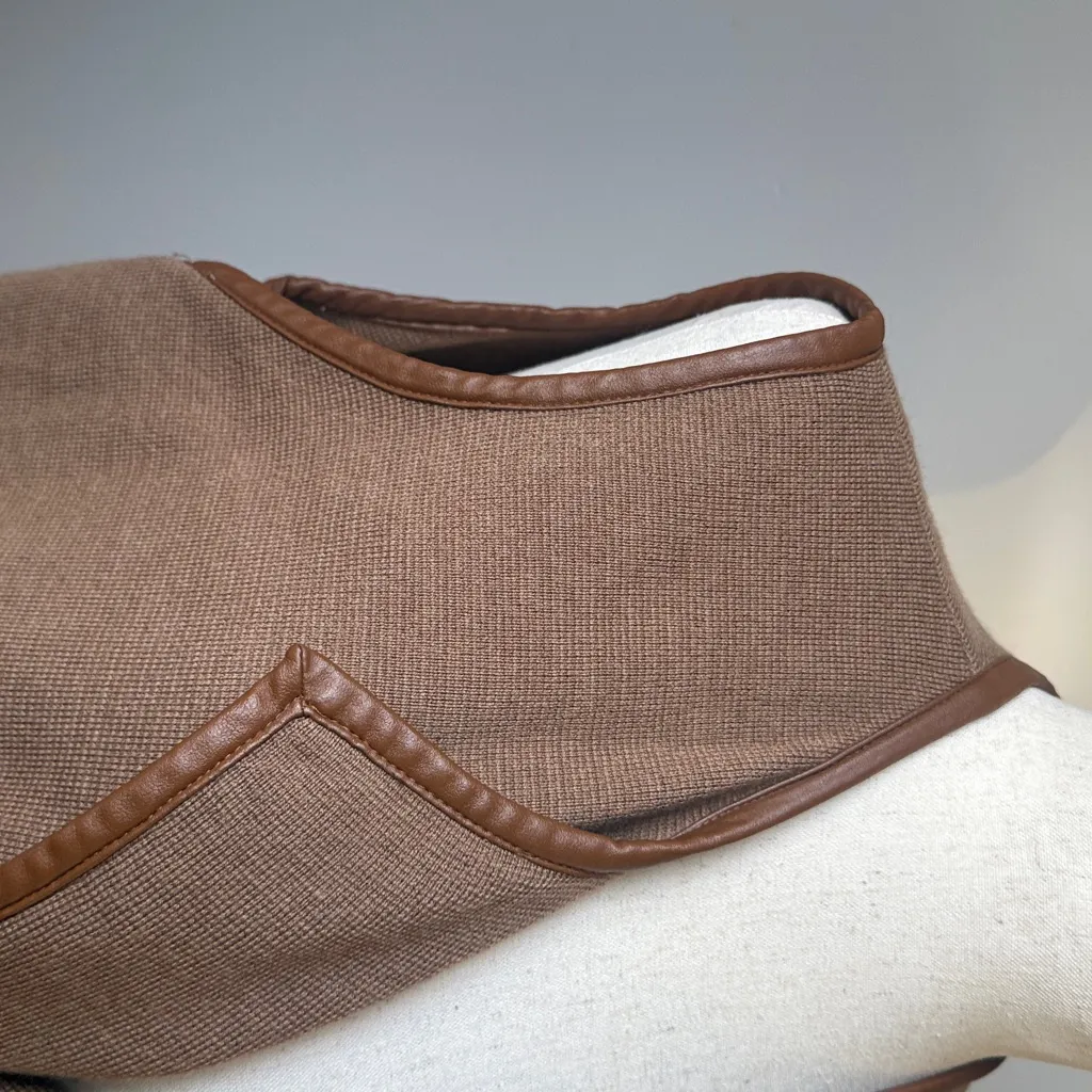 J. McLaughlin Brown Vest with Faux Leather trim Italian Merino Wool Large - Image 4