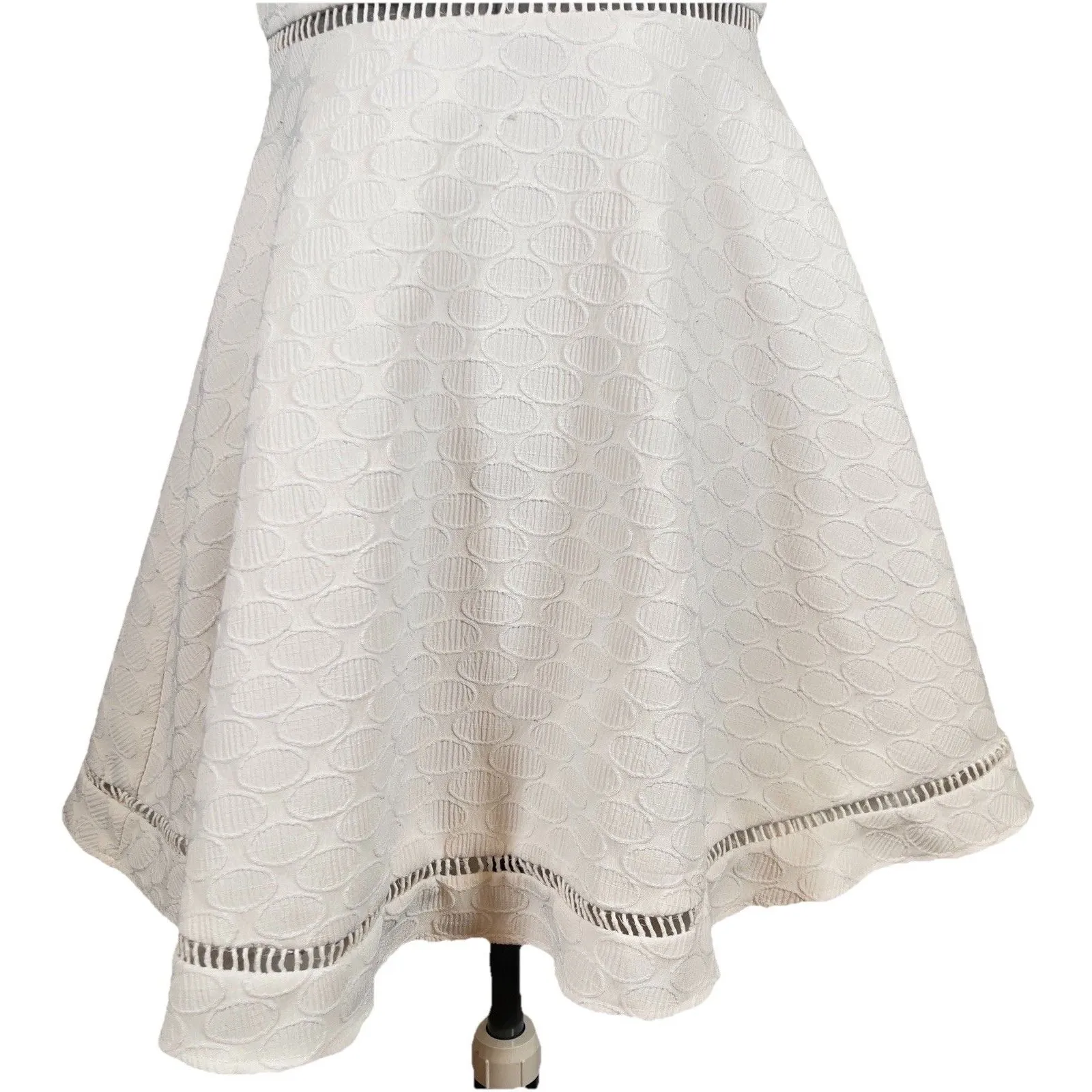 B. Darlin Dress Sz 2 White Textured Sleeveless Tank Cutout Fit Flare Mini Summer - Image 3