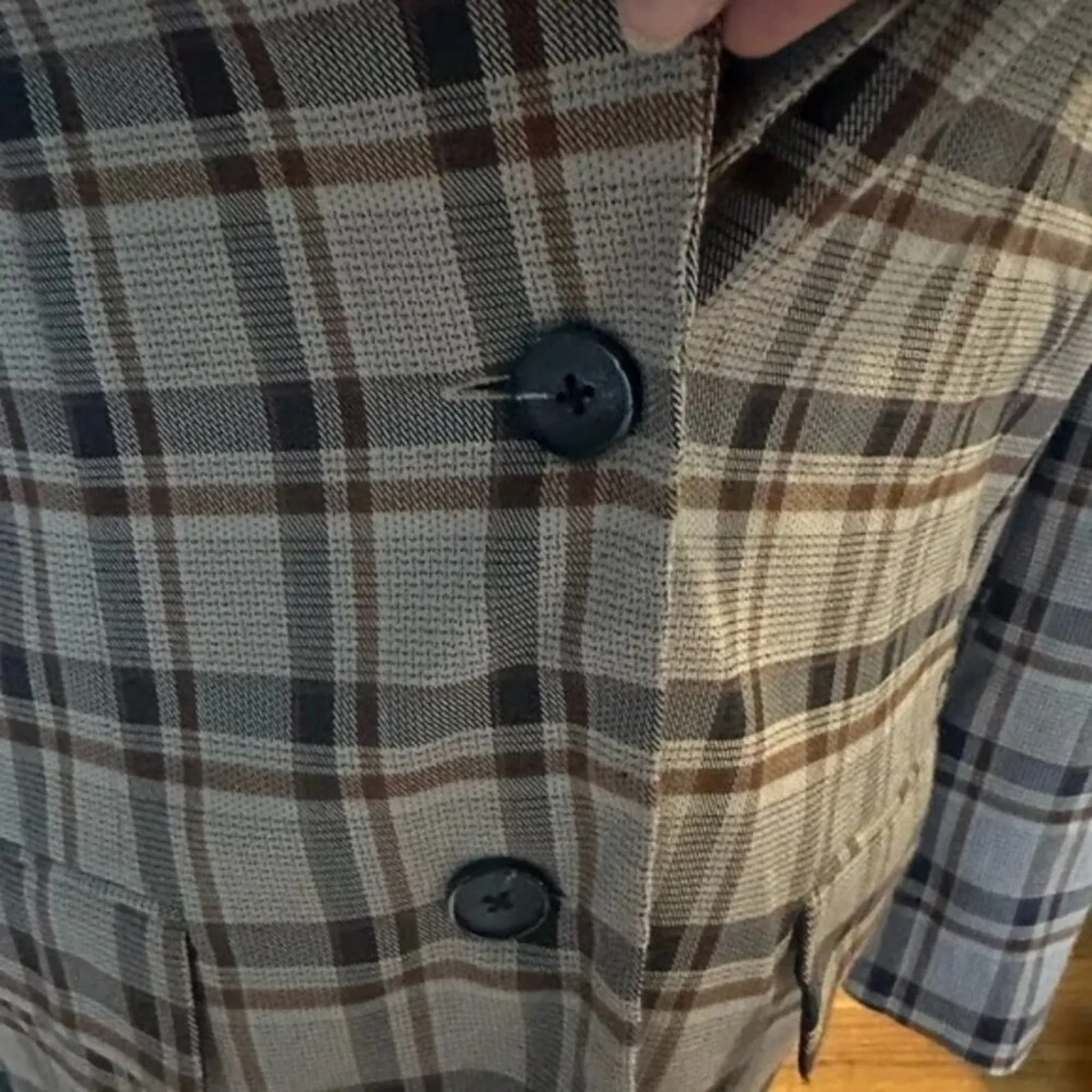 ASOS Design Plaid Brown Blazer – Women’s Small/Medium - Image 8