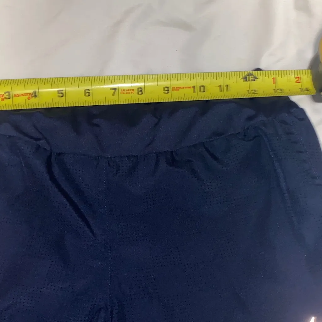 Nike Women's Navy Athletic Shorts - Image 6