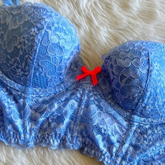 Victoria’s Secret Cropped Bustier - Image 2