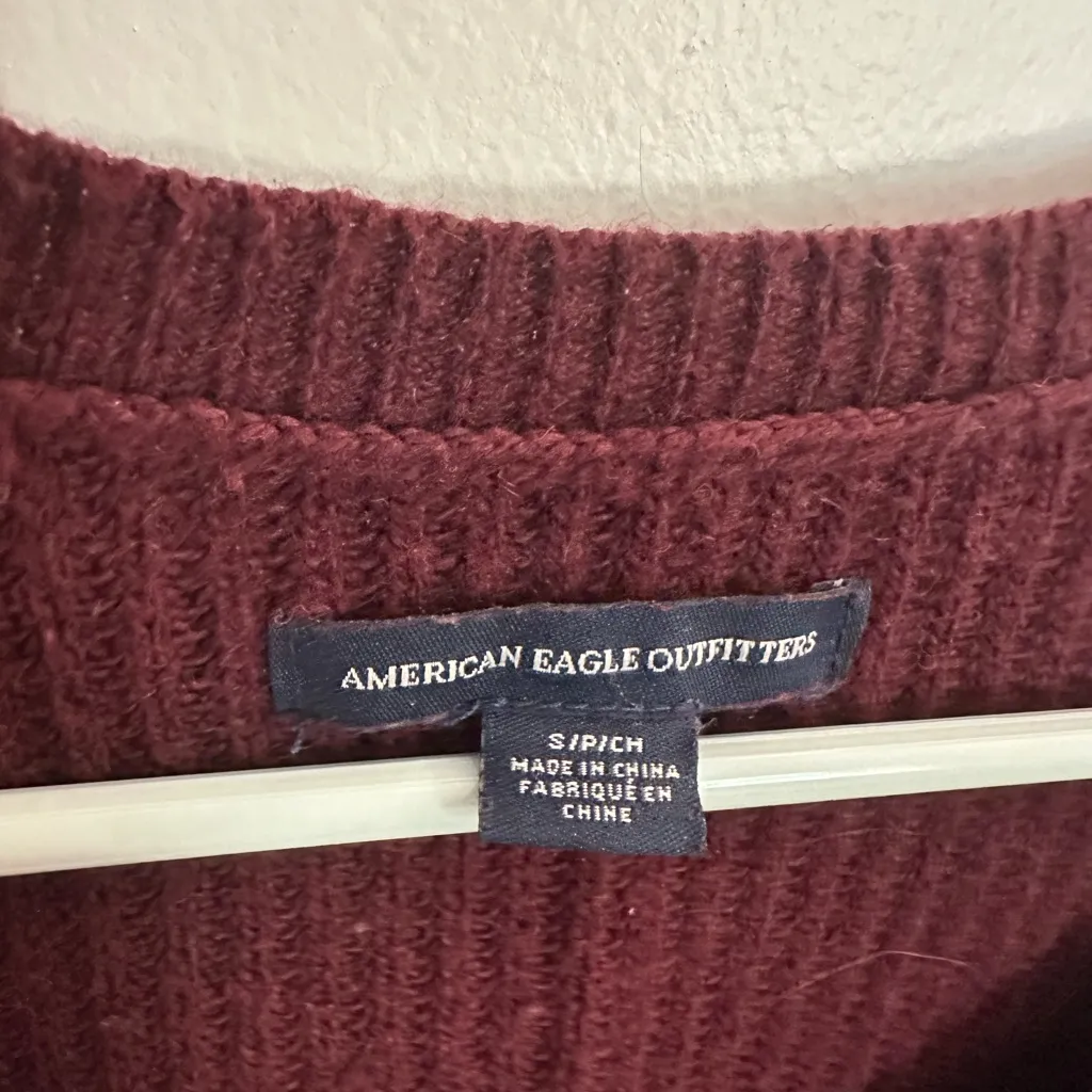 American Eagle Outfitters Maroon Knit Sweater Ribbon knit detail - Image 3