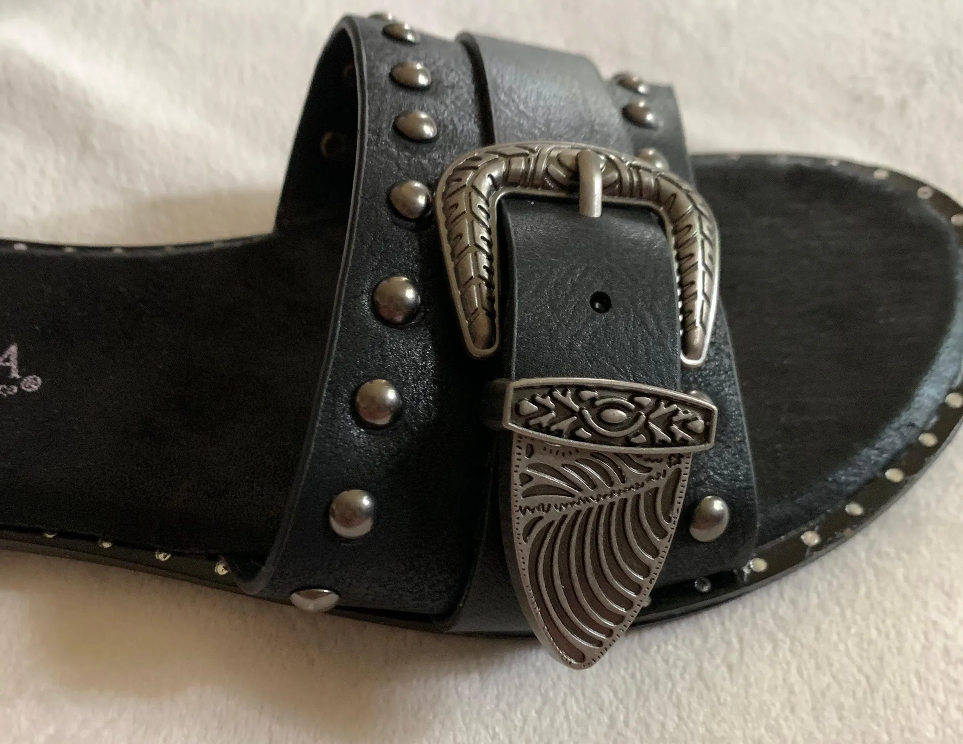 Black Buckle Sandals Size 5.5 - Image 5