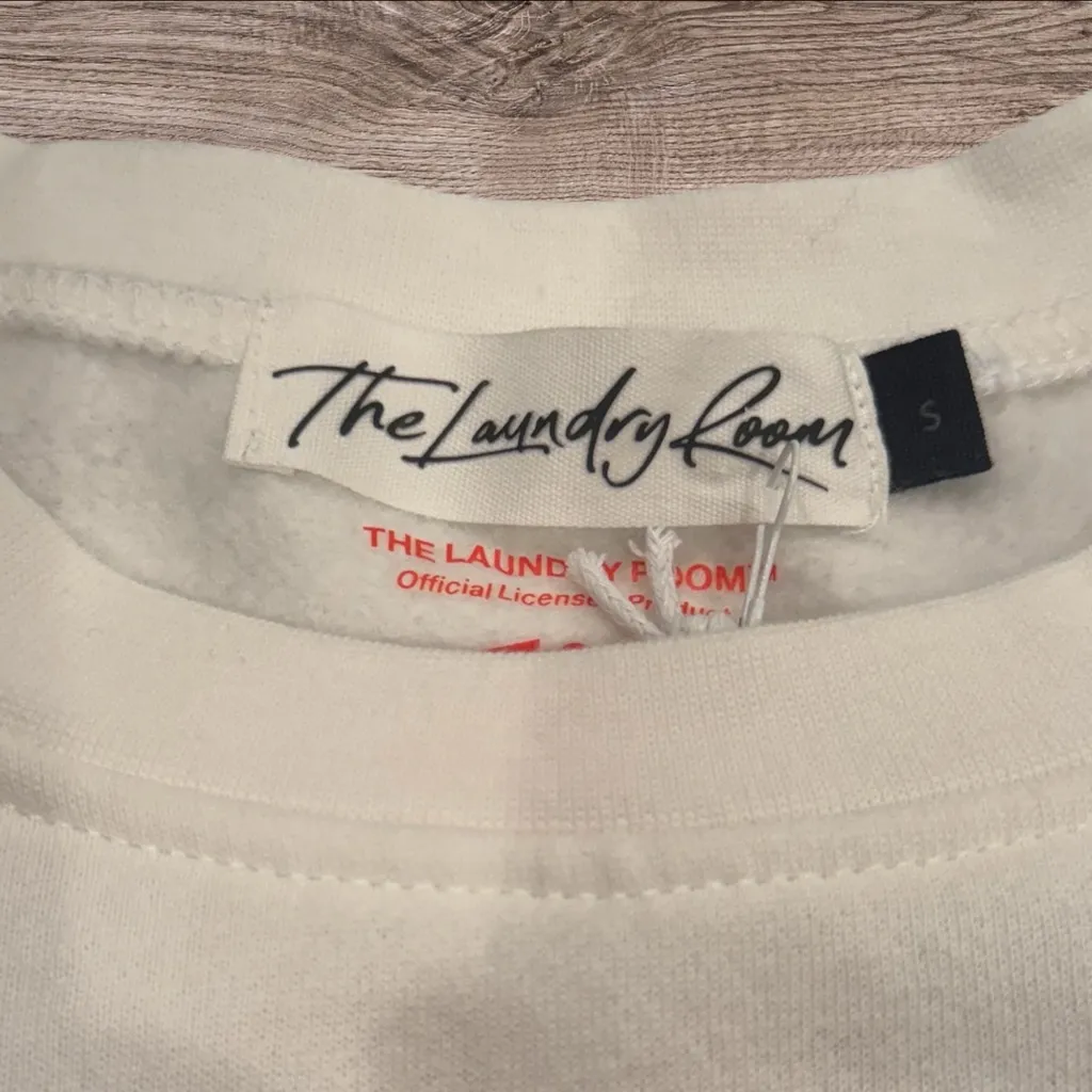 THE LAUNDRY ROOM Diet Coke Pink Bow Oversized Sweatshirt White Size Small - Image 3