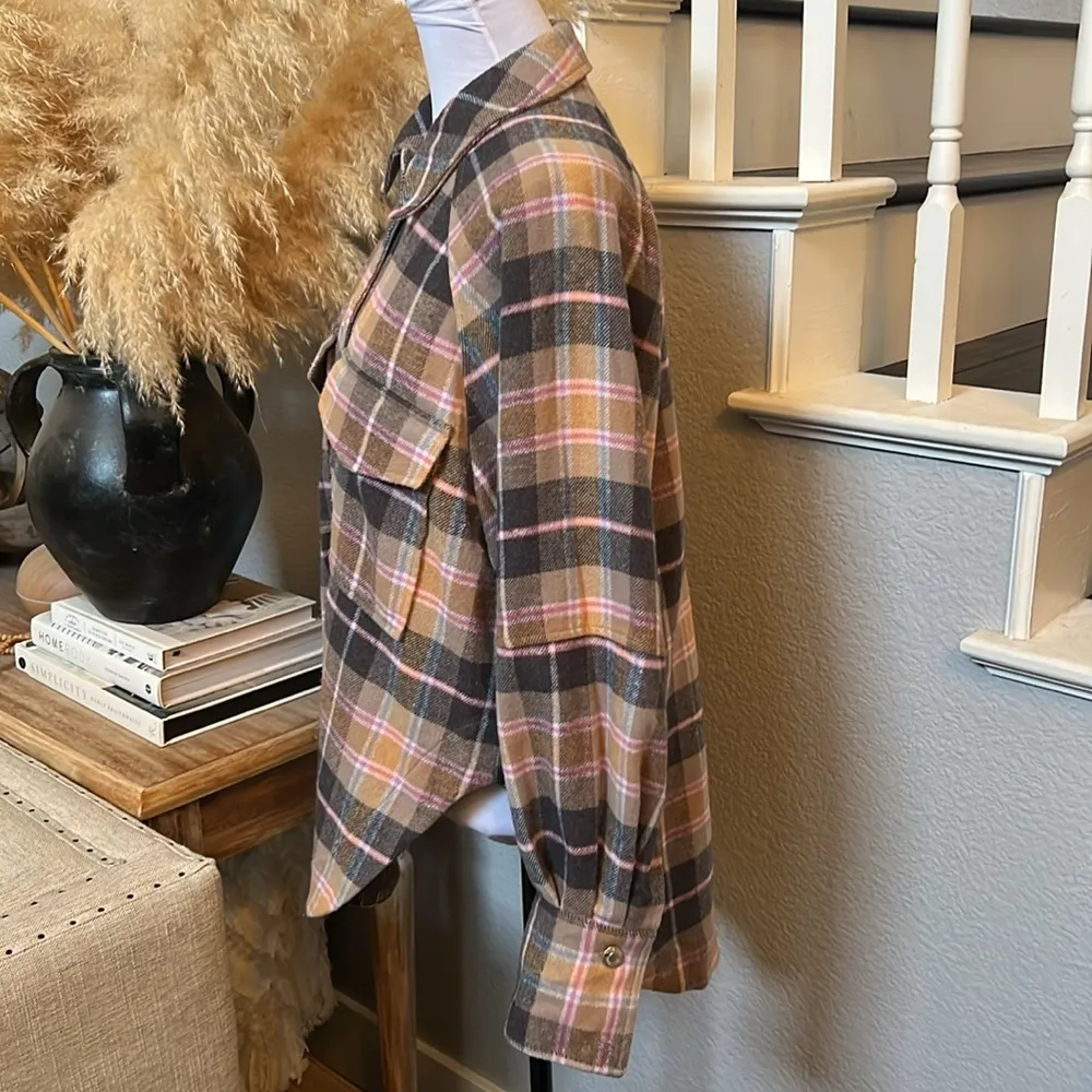 OVERSIZED PLAID SHACKET BUTTON DOWN OVER SHIRT SIZE XS - Image 8