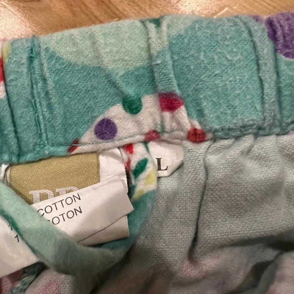 Pottery Barn Pajama Set Size L - Image 6