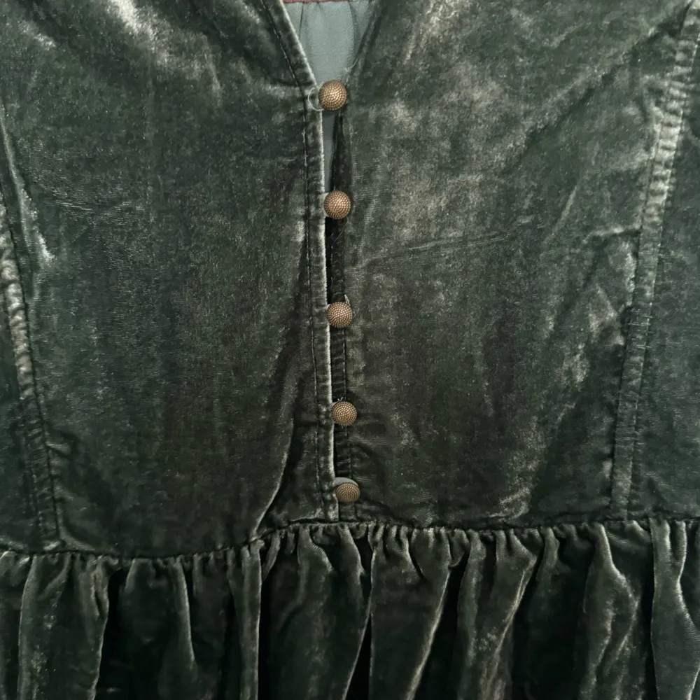 Anthropologie Holding Horses Velvet Green Dress - Image 4