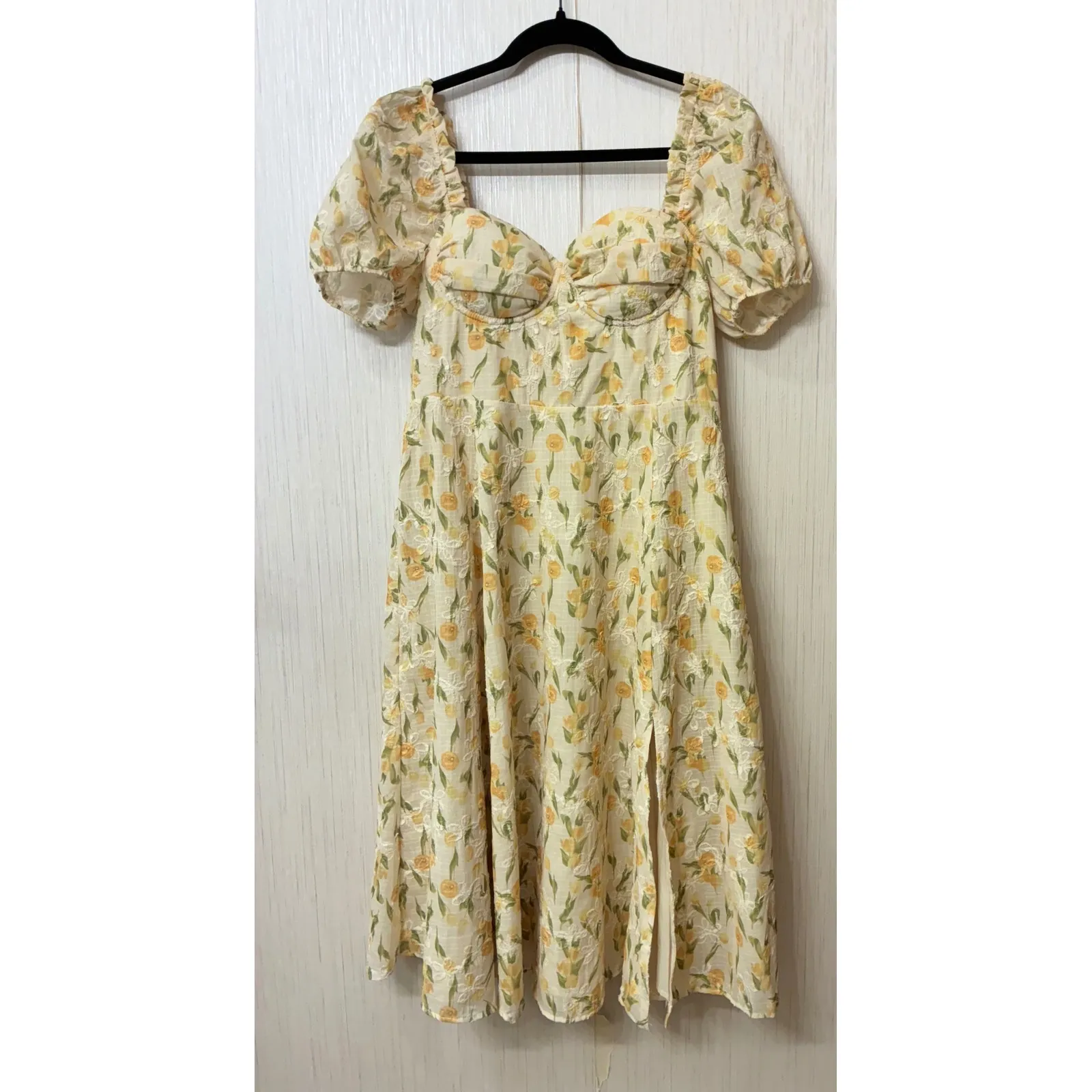 Windsor Milkmaid Puff Sleeve Midi Dress Sweetheart Neck Slit Cottagecore Cream M Yellow Size M - Image 2