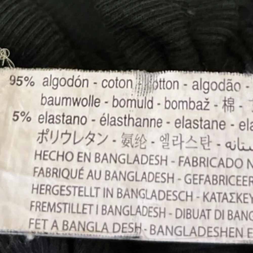 Zara Black Rib Knit Ruffle Flutter Sleeve V-Neck Drawstring Cropped Top Size M - Image 4