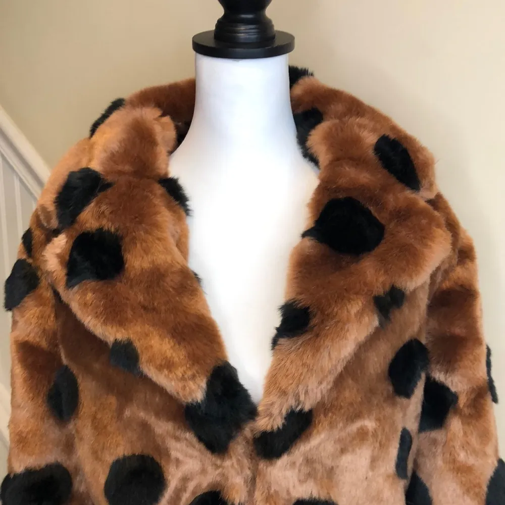 ICHI GINGERBREAD BROWN Faux Fur Coat With Abstract Accents Sz 40 Large NWT - Image 2