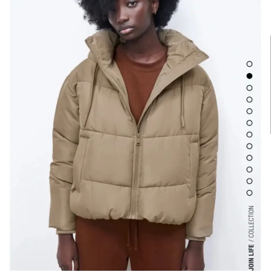 ZARA Women's Tan Puffer Jacket - Image 2