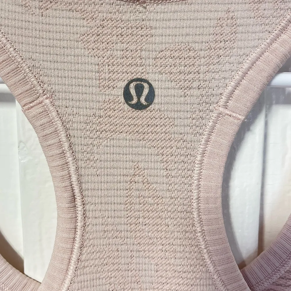 Lululemon Run swiftly Light Pink Racerback Tank size 8 - Image 8